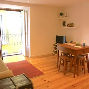 https://cozy-studio-in-mouraria-with-ac.hotels-lisbon-portugal.com