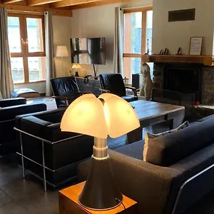 https://chalet-de-bonnenuit-chalet-14-personnes-4-mae-7911.hotels-rhonealpes.com